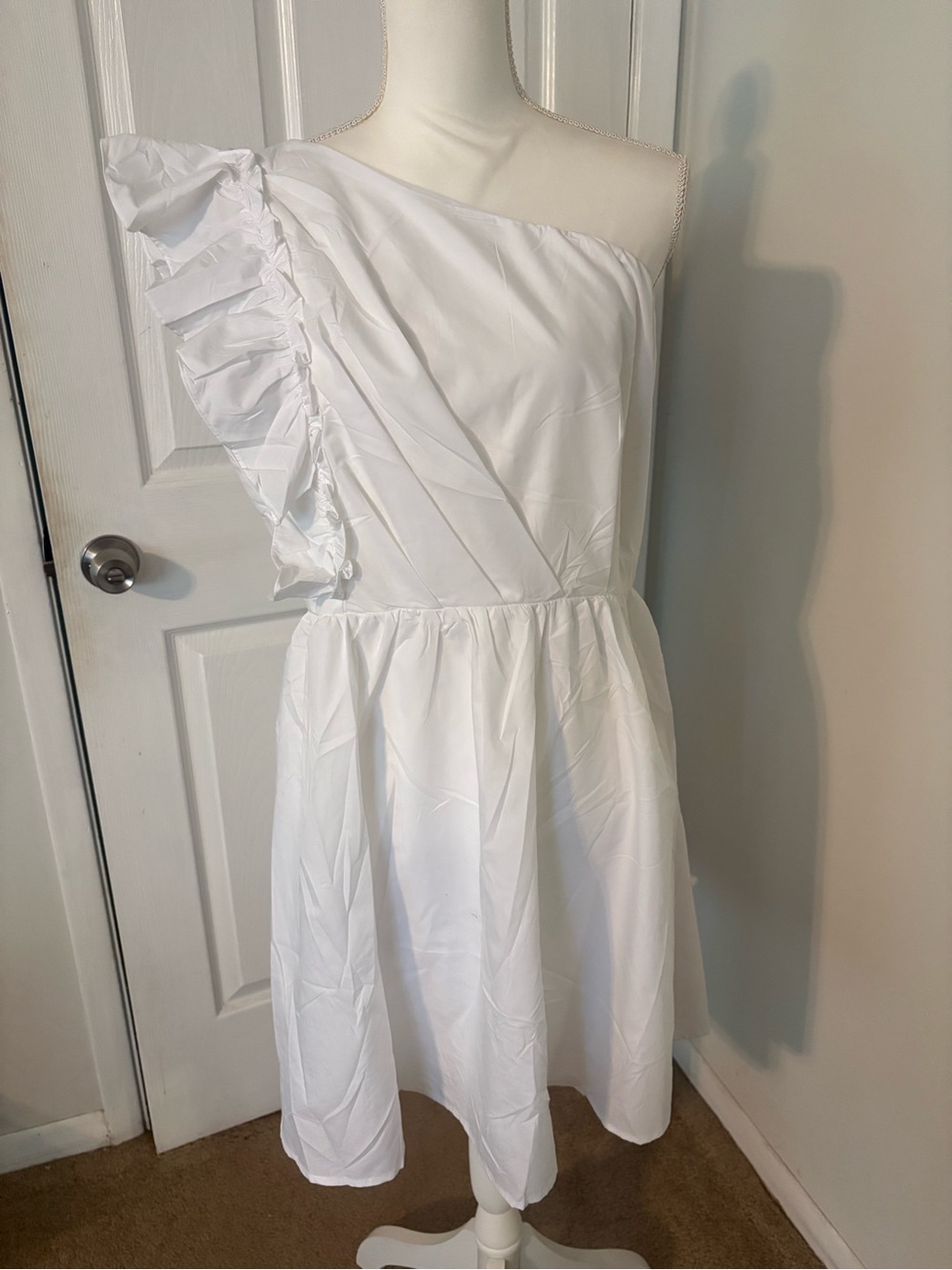 NWT White One Shoulder Ruffle Mini Dress ZESICA L - Picture 9 of 9